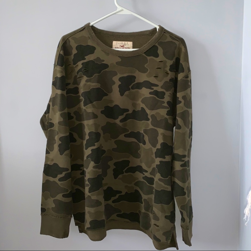 Hollister Camo Crewneck (L)